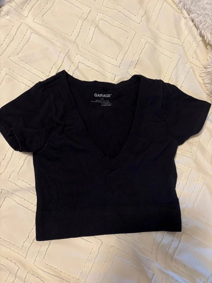 Garage V-Neck Crop Tops - photo 3