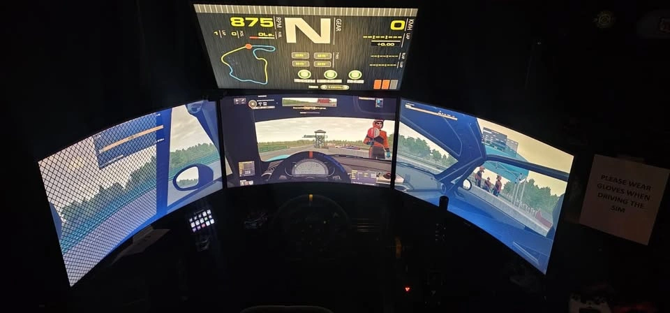 SimLine Racing Experience – Full Motion Racing Simulator - photo 2