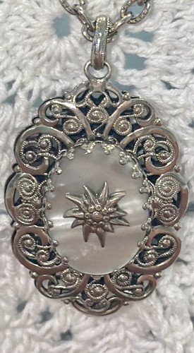 Mother Of Pearl Edelweiss Oval Filigree Pendant & 30” Chain - photo 5
