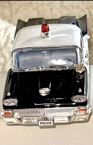 Die cast 1958 Ford Fairlane Rye Police Squad Car 1:32 NEW - photo 4