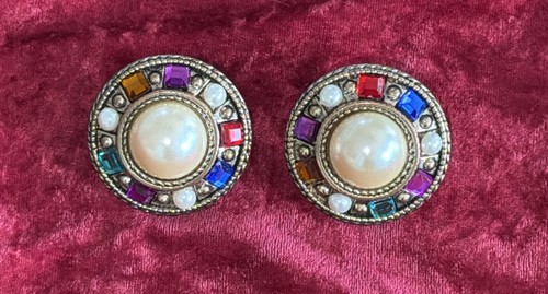 Rhinestone & Faux Pearl Earrings Button style Clip On 1980s glam
