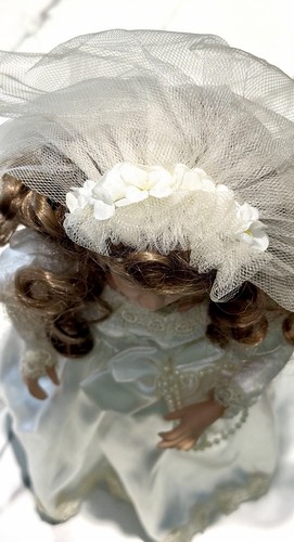 Bride Doll-Dan Porcelain Dee Collector’s Choice-15” Mold 9512 A - photo 5