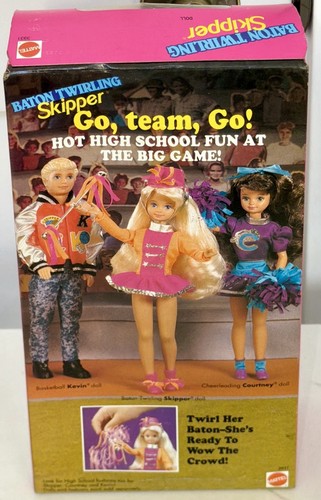 Vintage 1992 Mattel Baton Twirling Skipper Doll #3931 NRFB - photo 4