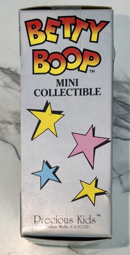 Betty Boop Statue of Liberty Mini Collectible Figurine 2002 - photo 5