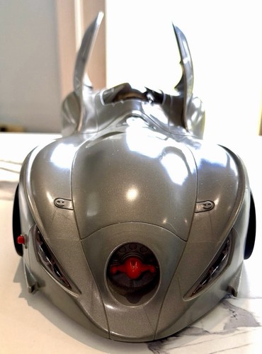Vintage 1994 Tonka Legends of Batman Batmobile - photo 2