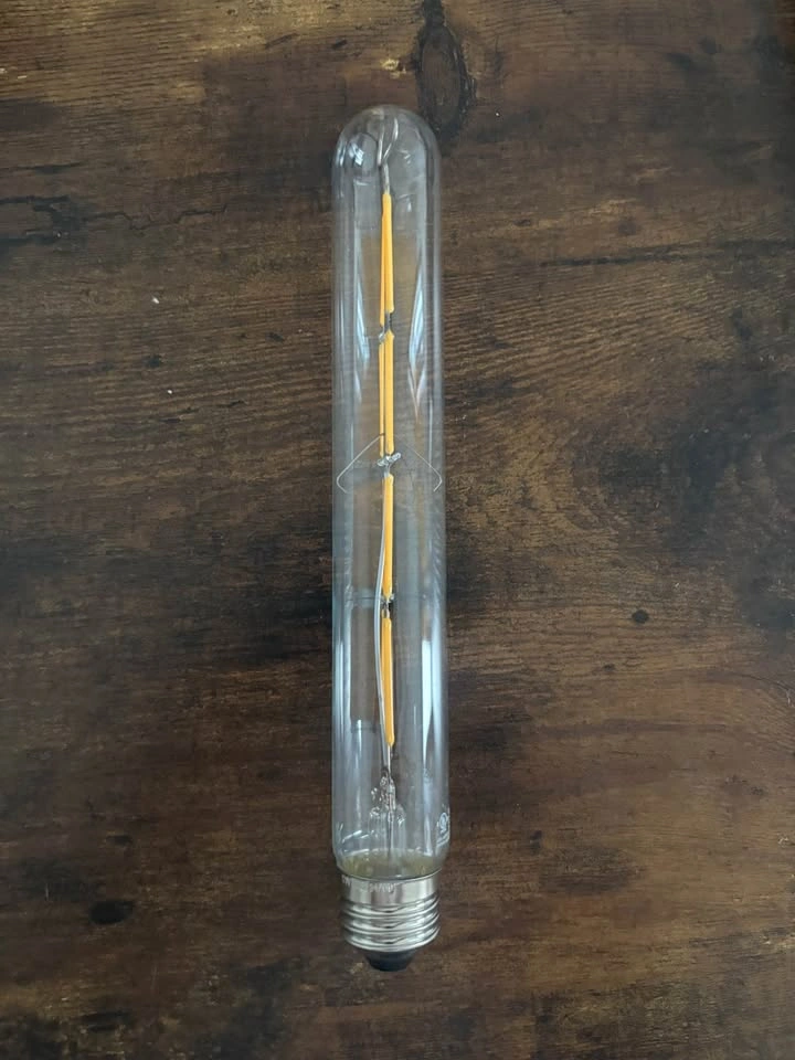 New D71138A Light Bulbs - photo 2