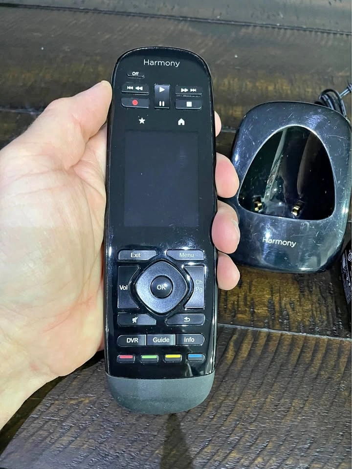 Logitech Harmony Ultimate Home Remote