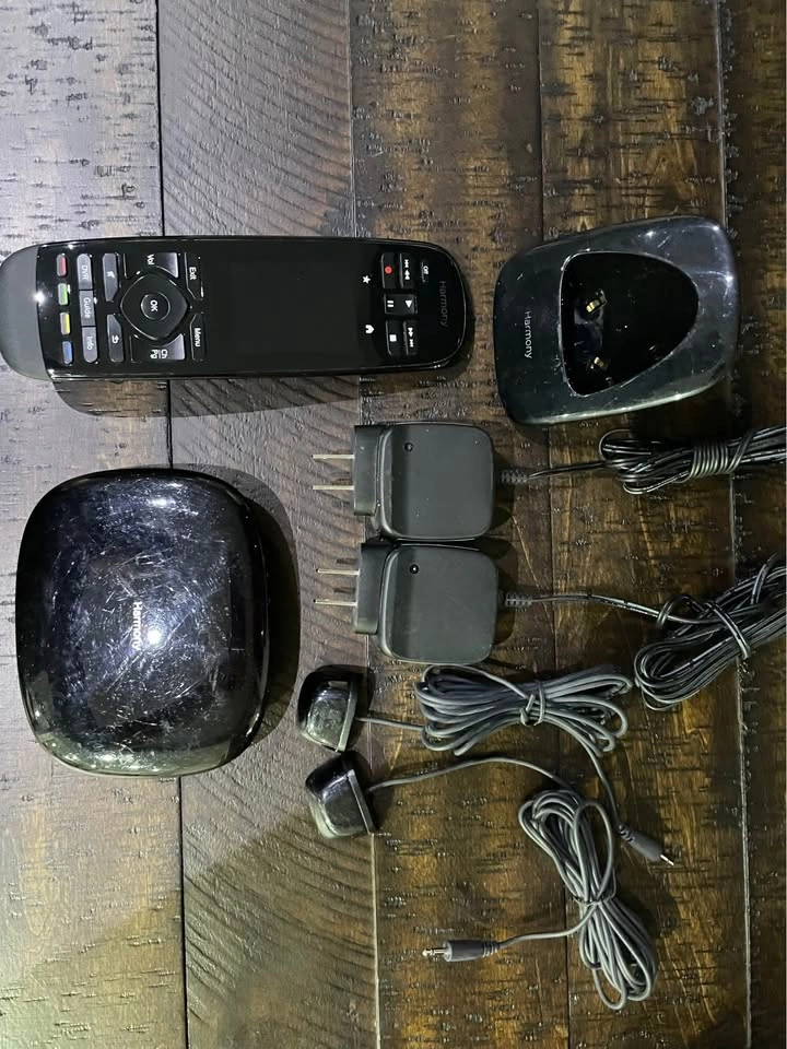 Logitech Harmony Ultimate Home Remote - photo 2