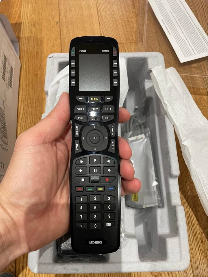 URC MX-890i Remote