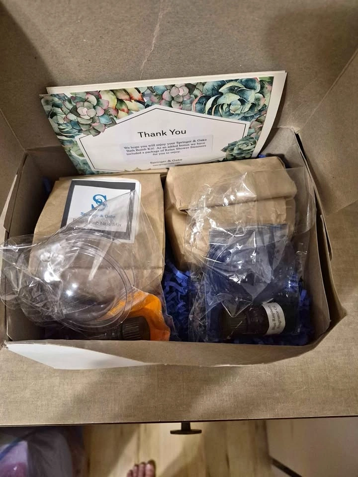 Bath bomb making set