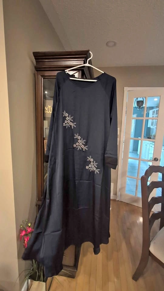 Set of 2 Long Sleeve Maxi Dresses