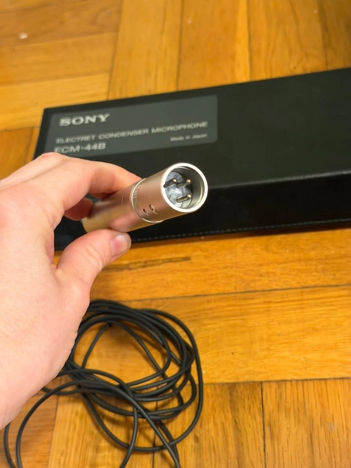 Sony ECM-44B Omni-Directional Lavalier Microphone - photo 4