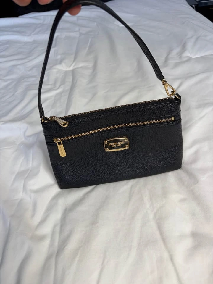 Michael Kors Black Leather Wristlet Clutch - photo 2