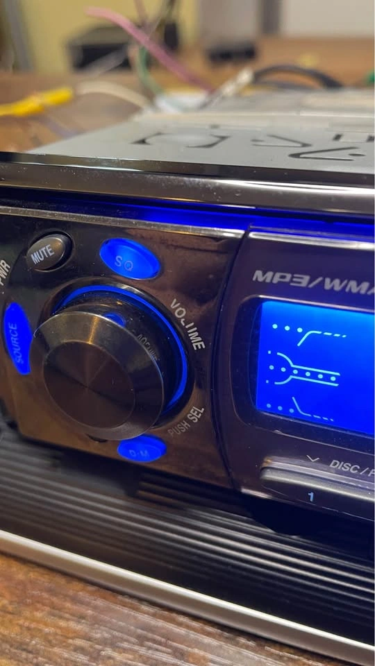 Vintage Panasonic CQ-C5310U Single DIN Headunit - photo 3