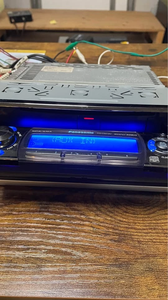 Vintage Panasonic CQ-C5310U Single DIN Headunit - photo 4