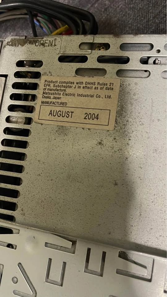 Vintage Panasonic CQ-C5310U Single DIN Headunit - photo 5
