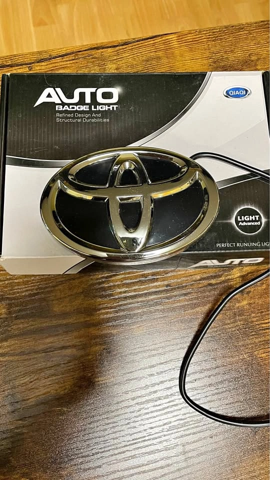 Toyota glowing Emblem