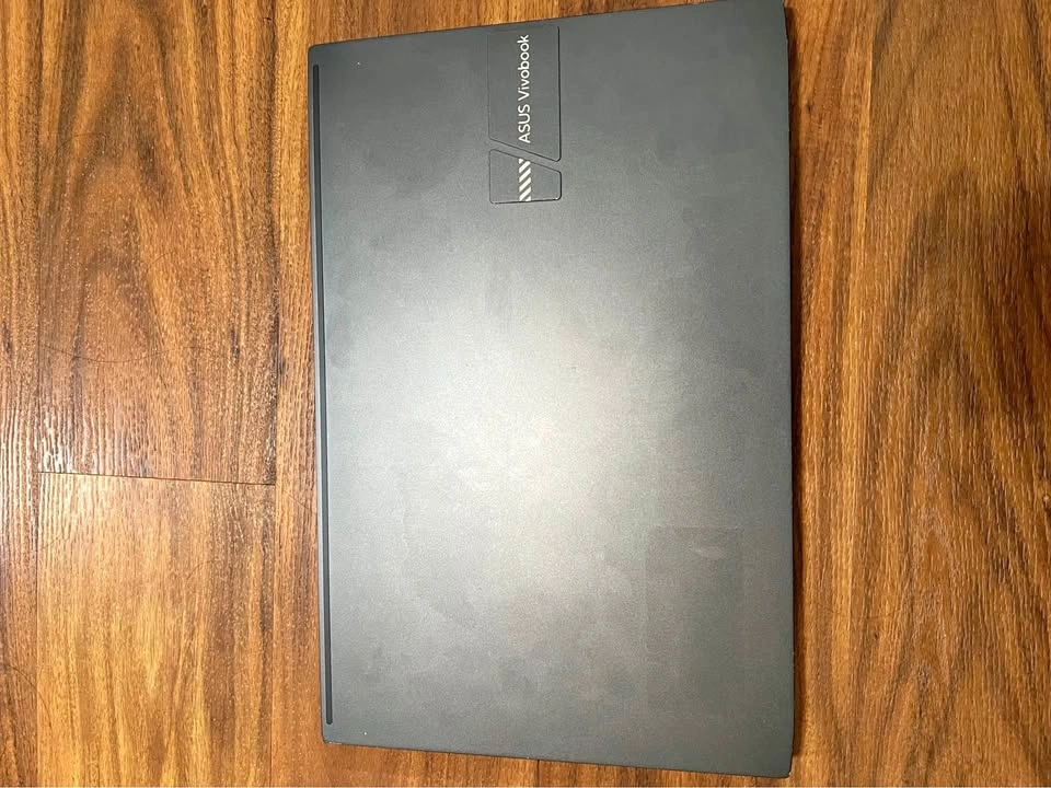 Asus Gaming laptop Ryzen 7 512gb ssd 16gb ram GTX 3050