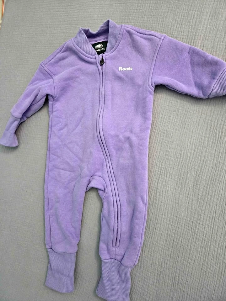 Roots flanel onesie - 3-6month