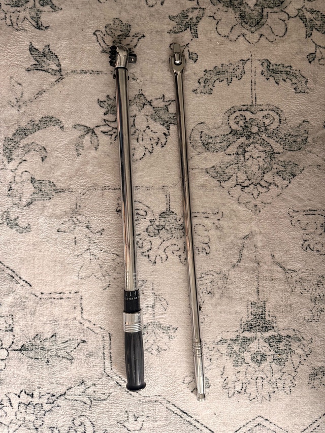 Mastercraft Torque Wrench + Breaker Bar