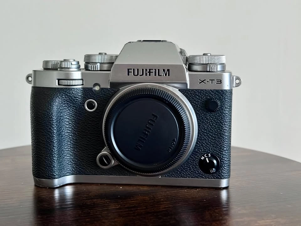 Fujifilm X-T3 Mirrorless Camera – Excellent Condition - photo 2