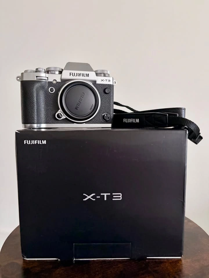 Fujifilm X-T3 Mirrorless Camera – Excellent Condition - photo 5