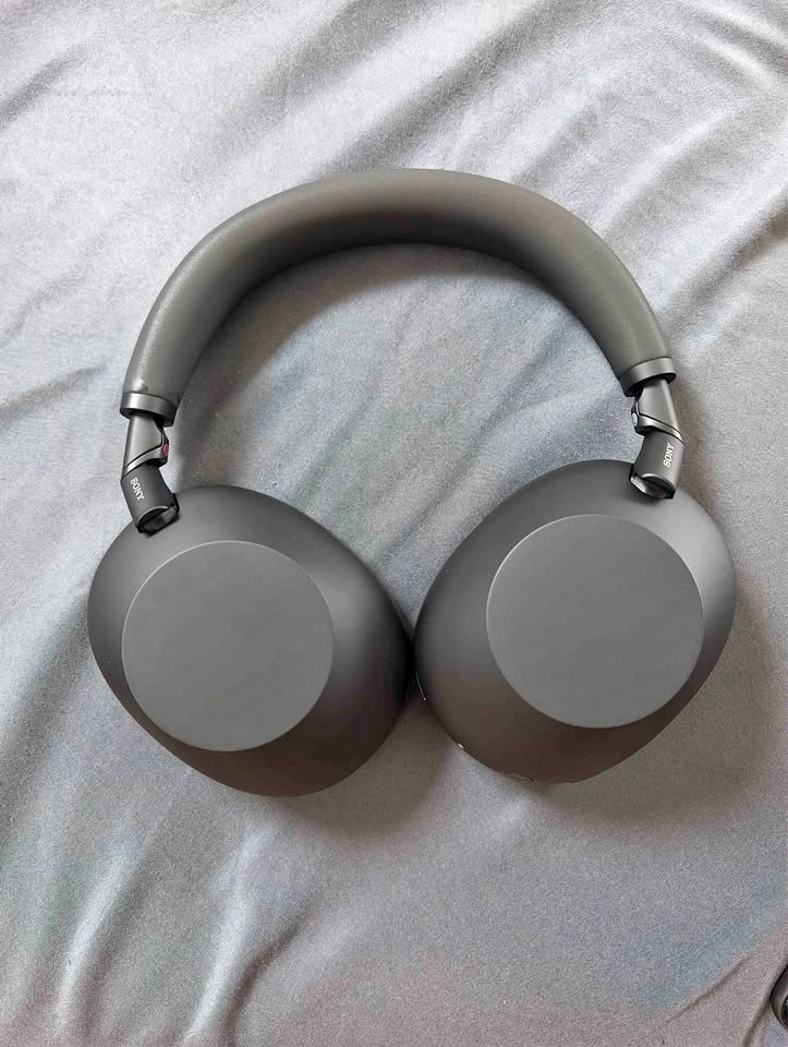 Sony Wh-1000xm6