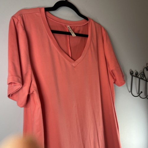 She's Got Leggz Comfort Tee V Neck Salmon 2XL Tunic - photo 4