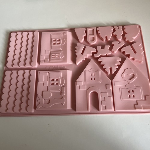 Gingerbread House silicone Chocolate Mold set of 2 - photo 2