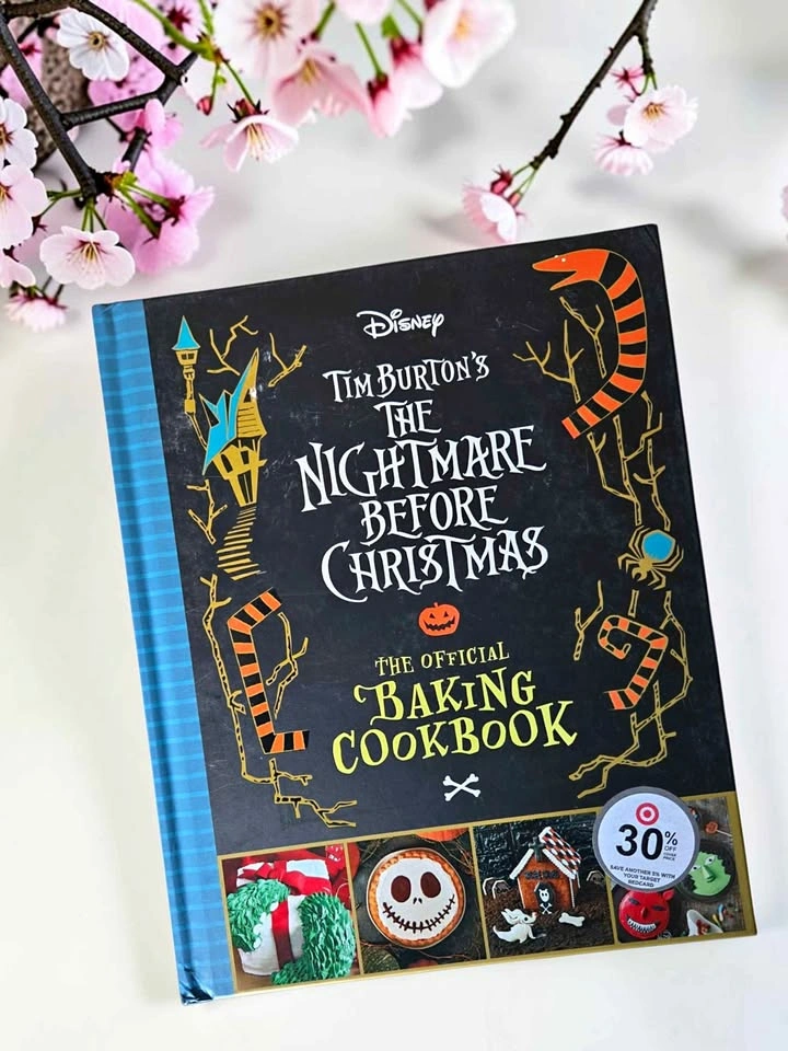 Nightmare Before Christmas Official Baking Cookbook