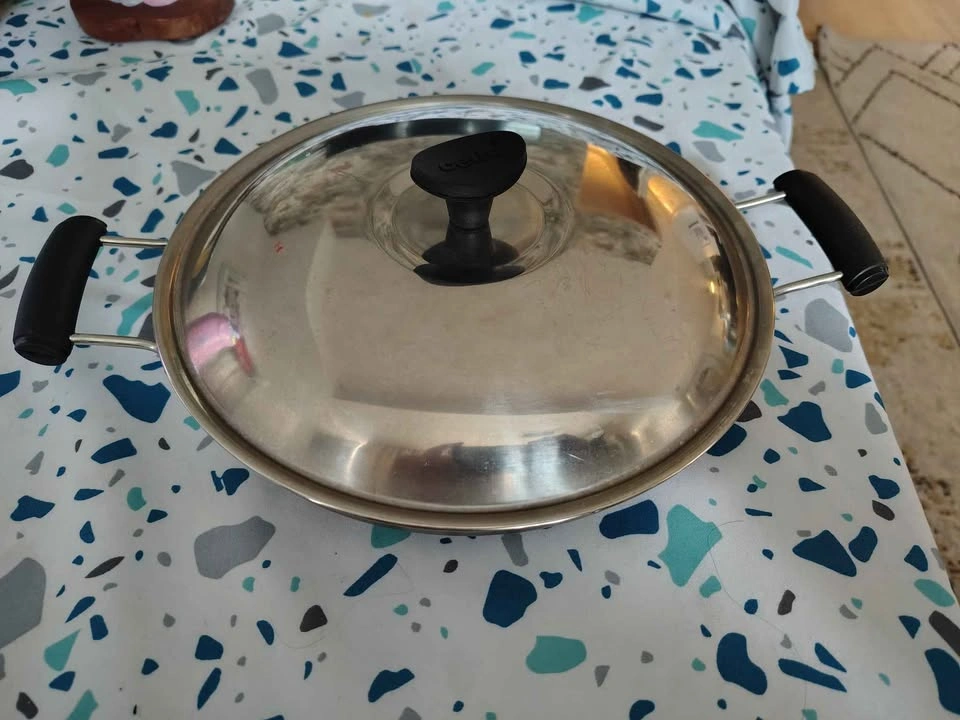 Cello Non-Stick 12-Cavity Appam Patra with Lid - photo 2