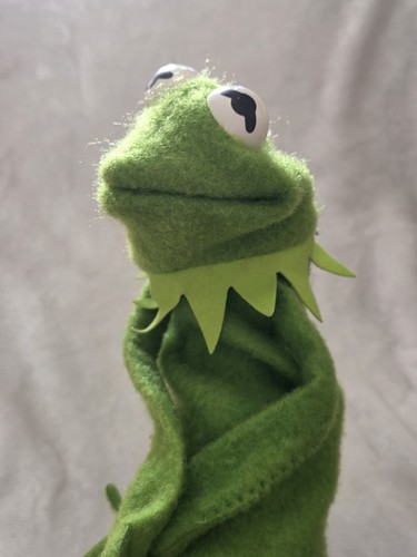 Vintage 1978 Fisher-Price Kermit the Frog Hand Puppet (#860) - photo 3