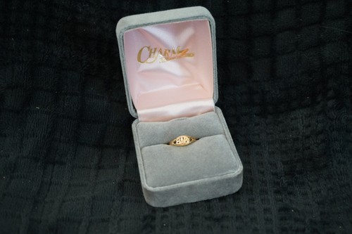 Vintage 10K Yellow Gold Baby Script Signet Ring - photo 2