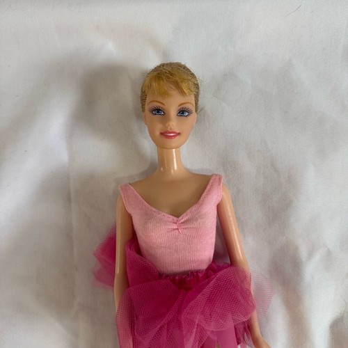 2001 Vintage Ballet Star Barbie - photo 2