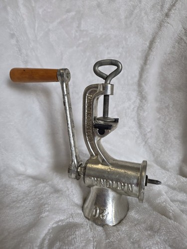 Vintage Spong National Mincer # 20 Hand Crank Meat Grinder - photo 2
