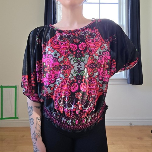 Rampage Y2K Medallion Print Dolman Sleeve Top Smocked Waist Medi - photo 3