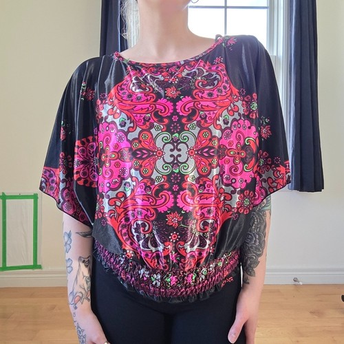 Rampage Y2K Medallion Print Dolman Sleeve Top Smocked Waist Medi - photo 4