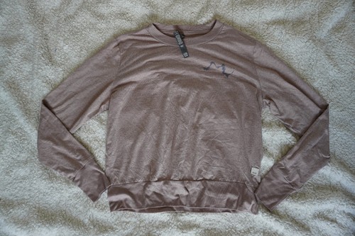 Vuori Heathered Mauve Long Sleeve Crewneck Pullover M