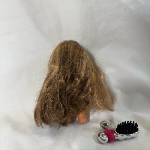 Vintage 2004 Hair Flair Yasmin Doll - photo 3