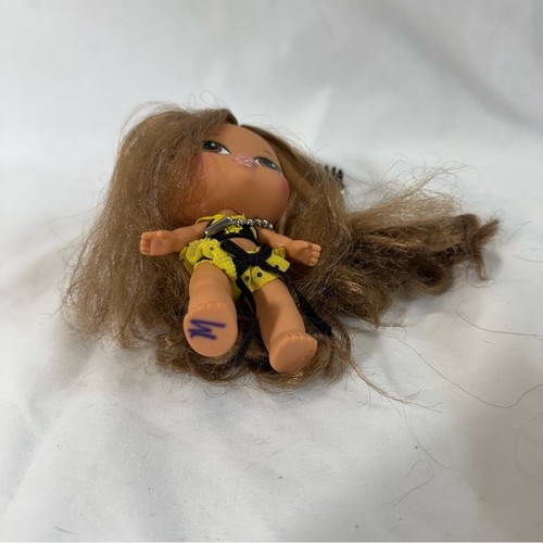 Vintage 2004 Hair Flair Yasmin Doll - photo 4