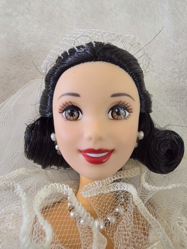 Vintage 1997 Disney Wedding Snow White Doll Mattel 18958 - photo 5