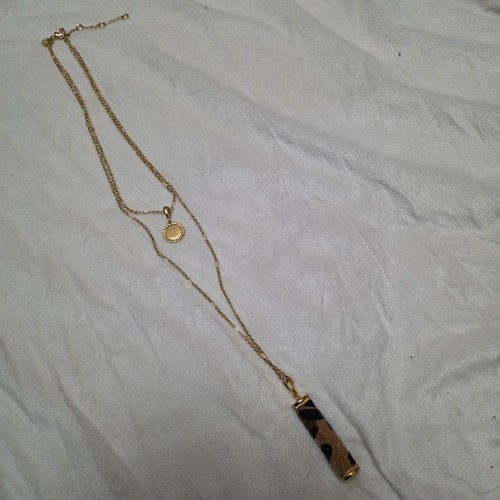 Chic 2-in-1 Layered Necklace | Leopard Print Pendant & Gold Coin - photo 2
