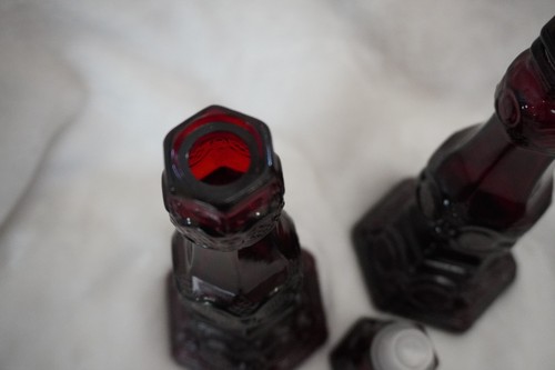 Vintage Avon 1876 Cape Cod Collection Ruby Red Glass Decanter - photo 5