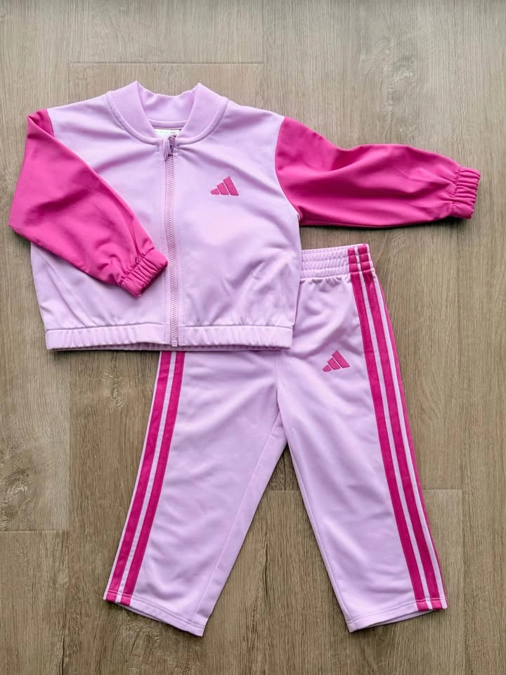Toddler Girls Nike and Adidas Tracksuit - photo 4
