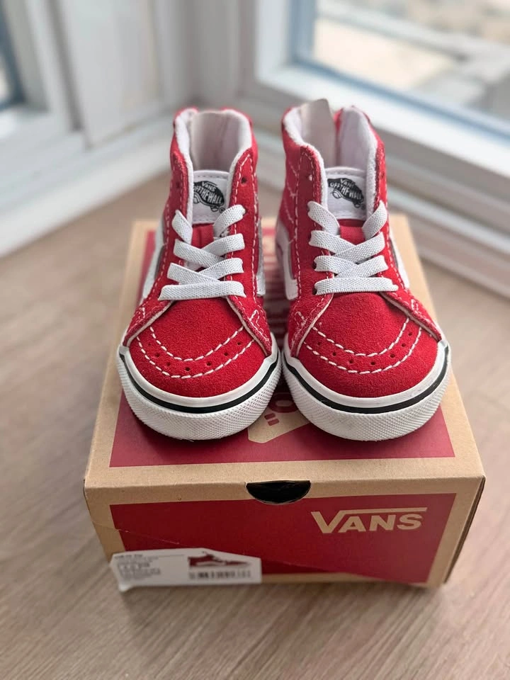 Vans Sk8-Hi Zip Toddler Shoes (4C)