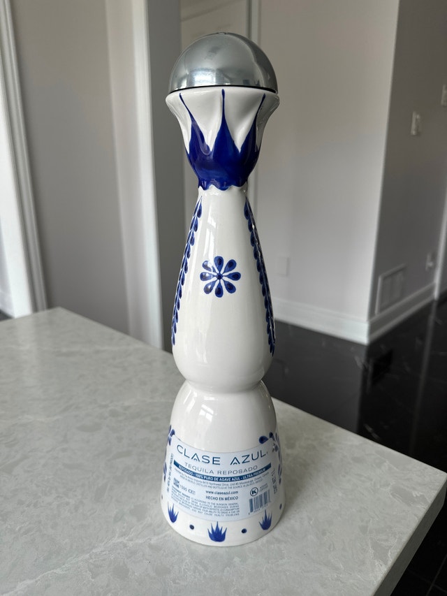 Clase Azul Reposado Tequila (1 L) empty ceramic bottle - photo 4