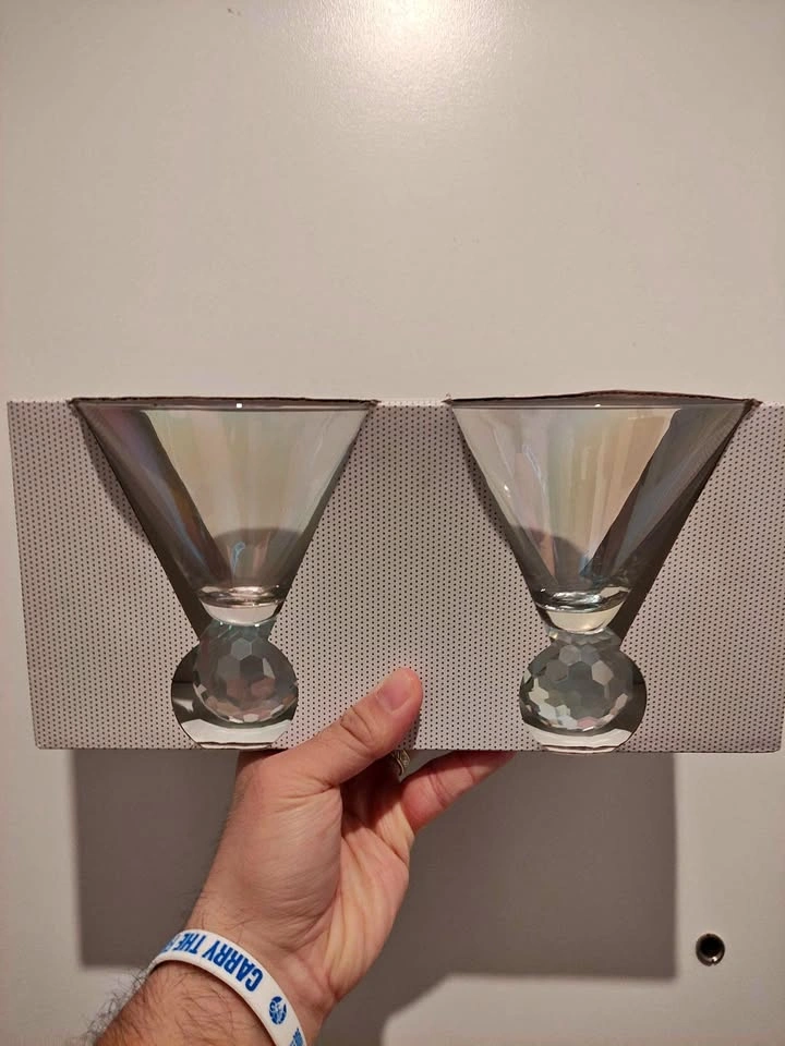 Cupcakes and Cashmere Martini Glasses - Set of 2 🏈