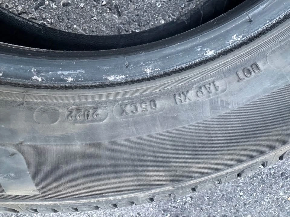 2 Michelin Defender2 Tires – 225/60R17 – 85% Tread - photo 5