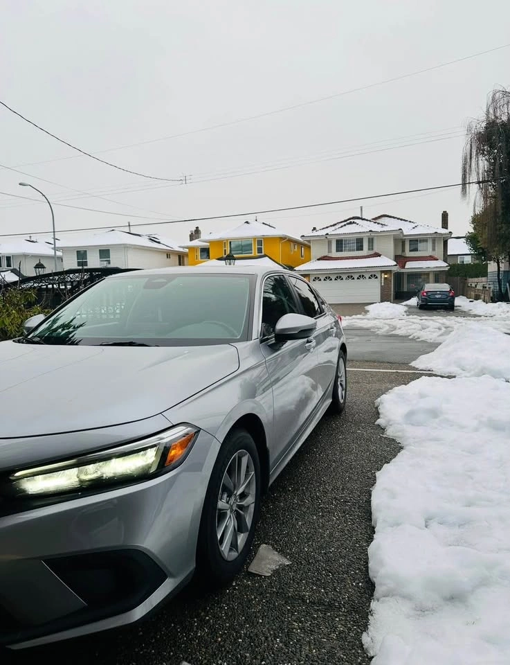 2023 Honda Civic - photo 2