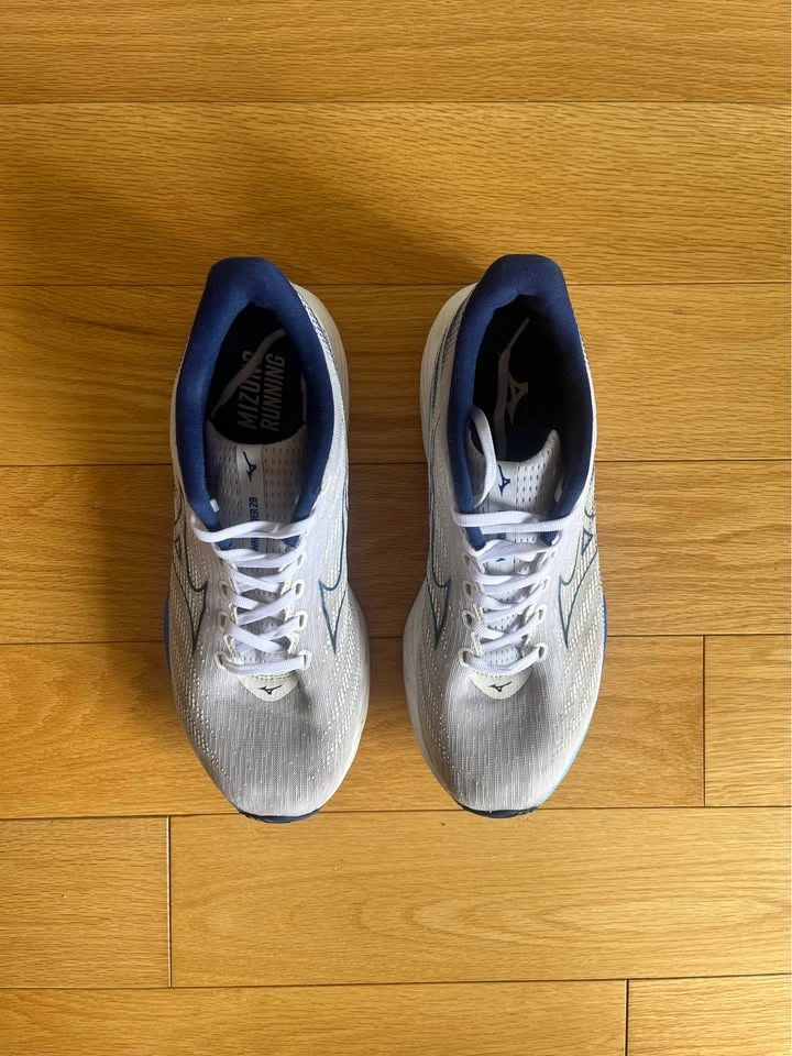 Mizuno Wave Rider 28 running shoes mens size 10.5 - photo 2
